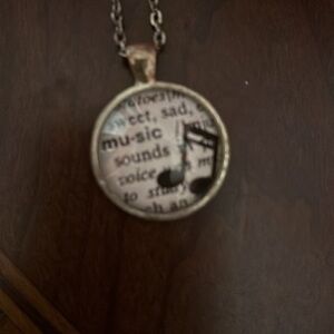 Inspirational Silver Pendant Necklace with definition of music